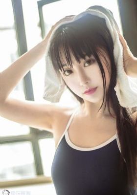 在女同事家吃饭-影音资源神马在线观看