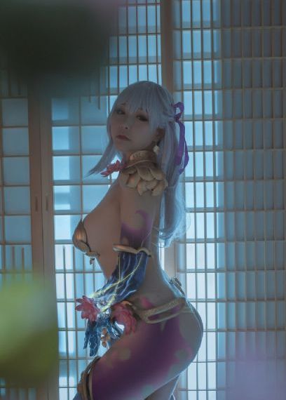 日韩美女tickle挠屁股vk-精品在线视频网