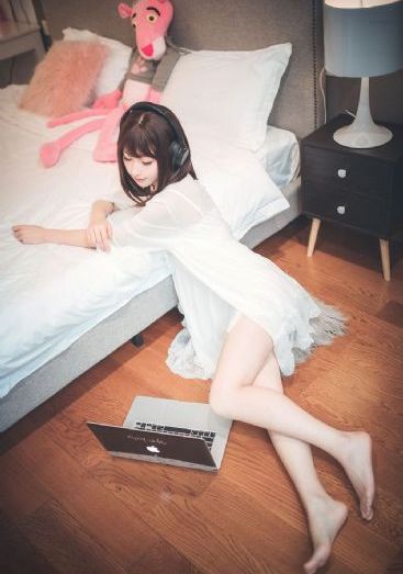 中国妇女大战四十厘米黑人-迅雷高清完整视频